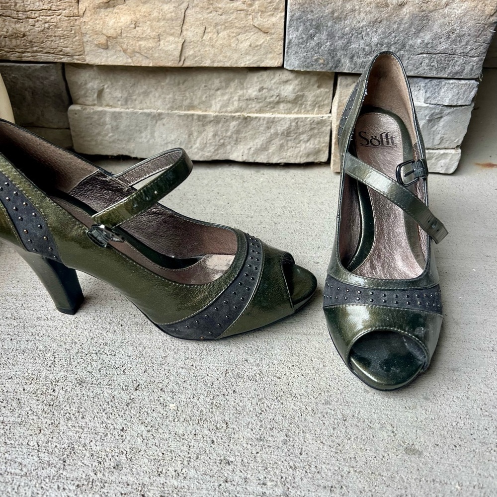 Sofft Women's Olive Peep-Toe Heels